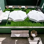 Lx Soho Boutique By Ridan